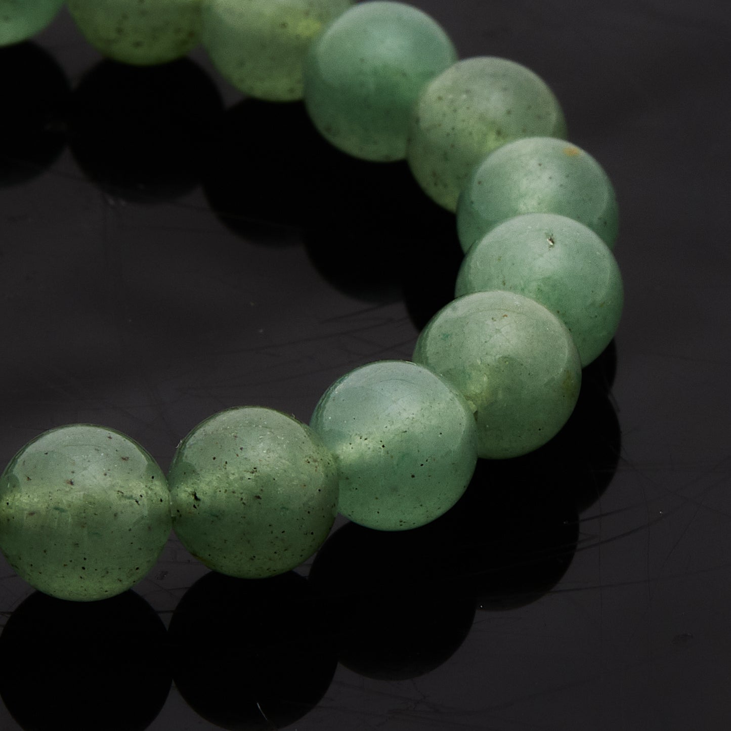 アベンチュリン|心を整え、穏やかな調和をもたらす“癒しのグリーン”ブレスレット8mm(H0053)