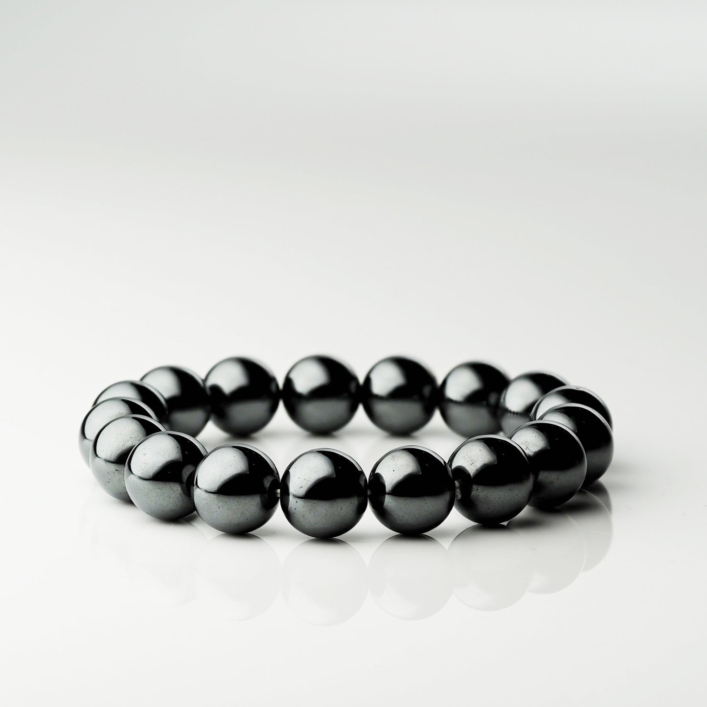 ヘマタイト｜重厚な艶を放つ端正なブレスレット12mm(H0101)