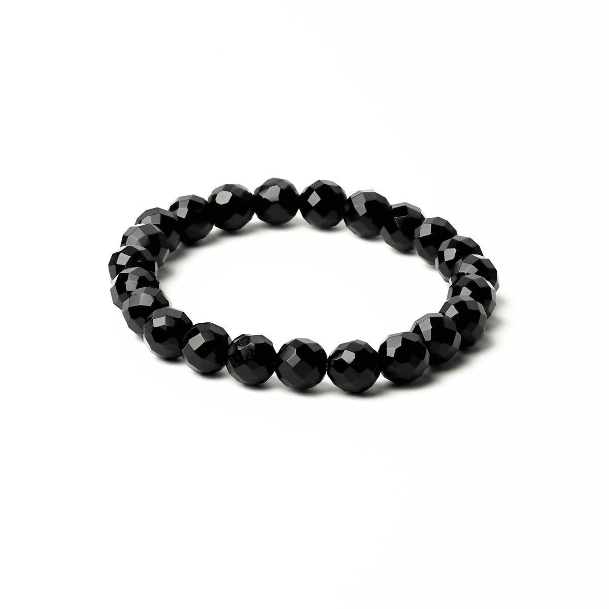 漆黒の存在感を纏う カットオニキスブレスレット 8mm （H0127）