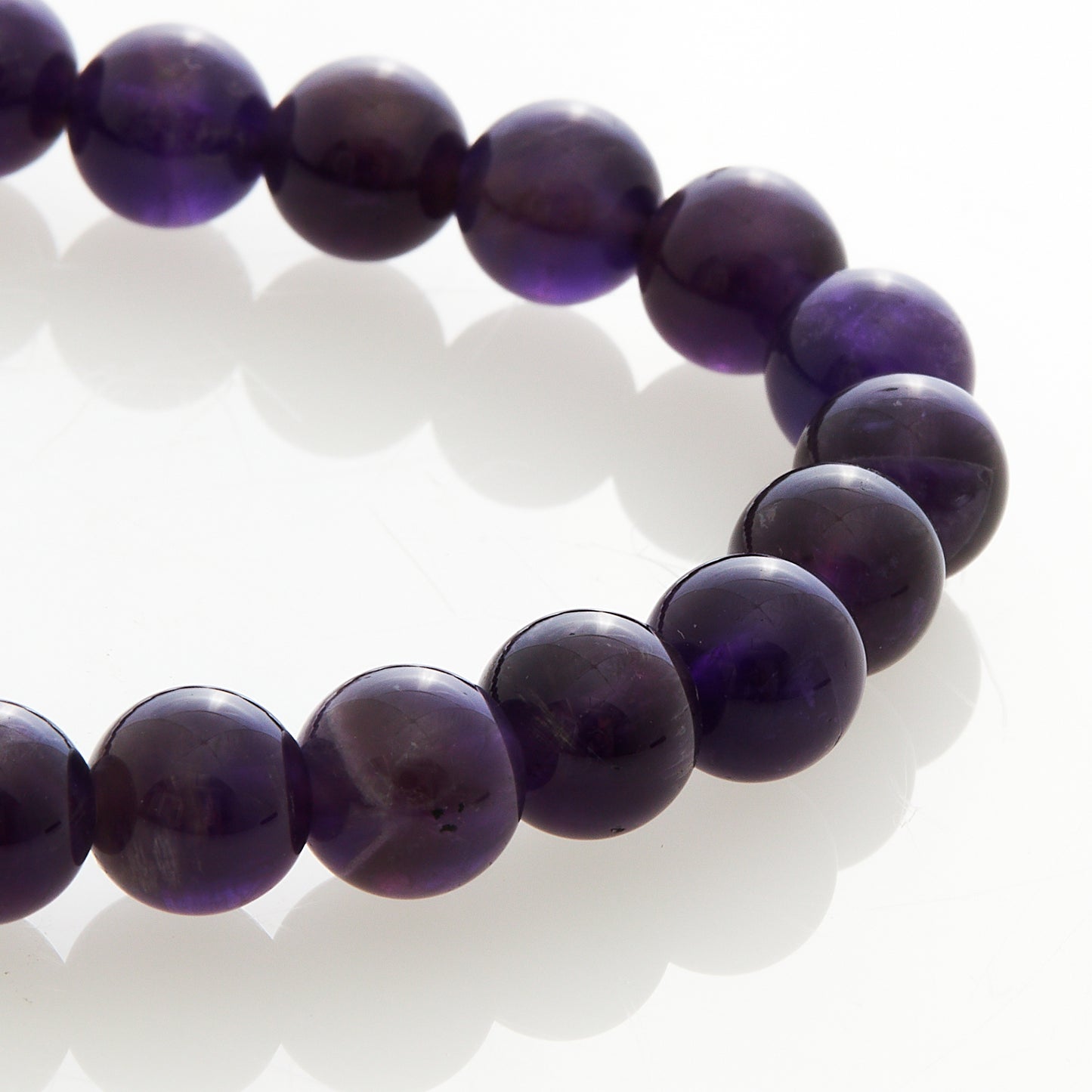 アメジスト｜心を静め、安らぎをもたらす“深紫の癒し石”ブレスレット8mm(H0022)