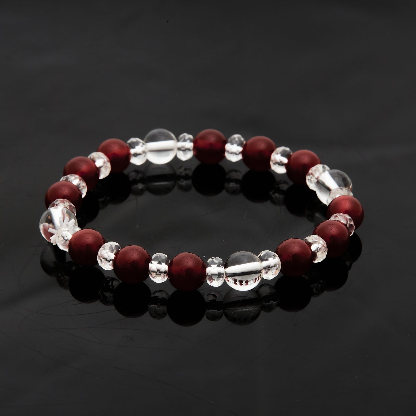 レッドアゲート × 水晶｜静かな情熱ブレスレット8mm(H0071)